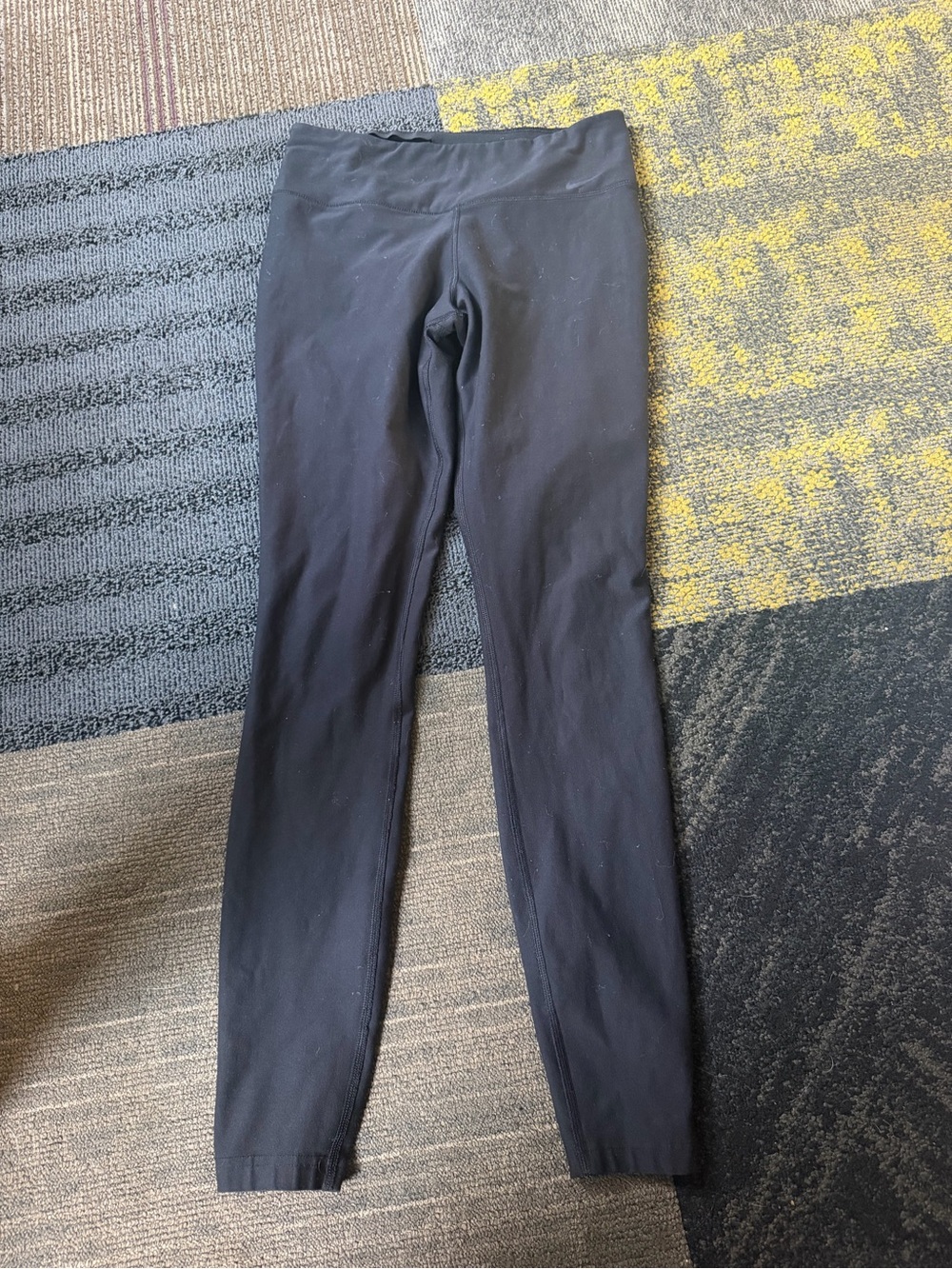 Lululemon leggings size 8